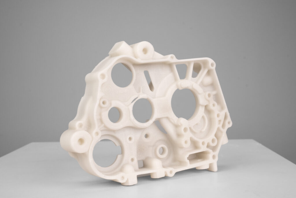 oggetto bianco complesso stampato in 3d