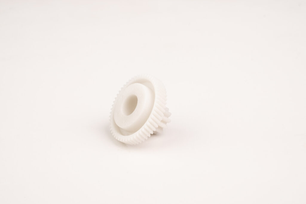 ingranaggio affettatrice stampata in 3d bianco